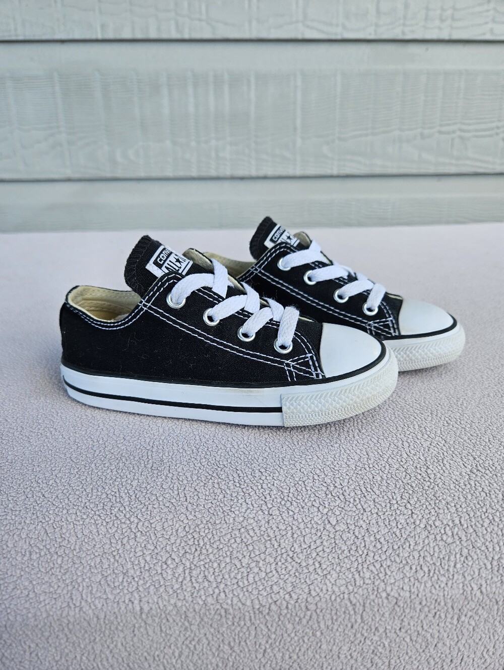 Converse CTAS Low Top Canvas Sneakers Toddler SZ 8 Black White Laces
